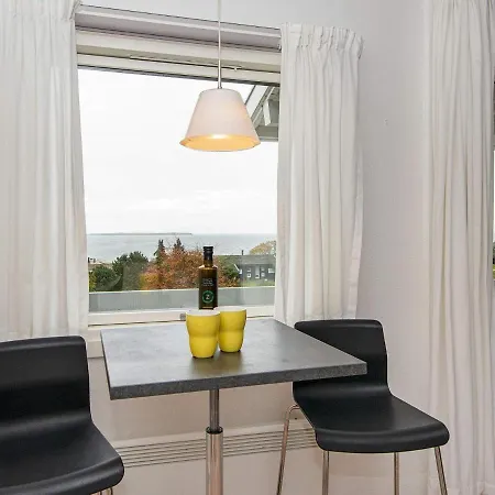 8 Person In Ebeltoft-by Traum * Ebeltoft